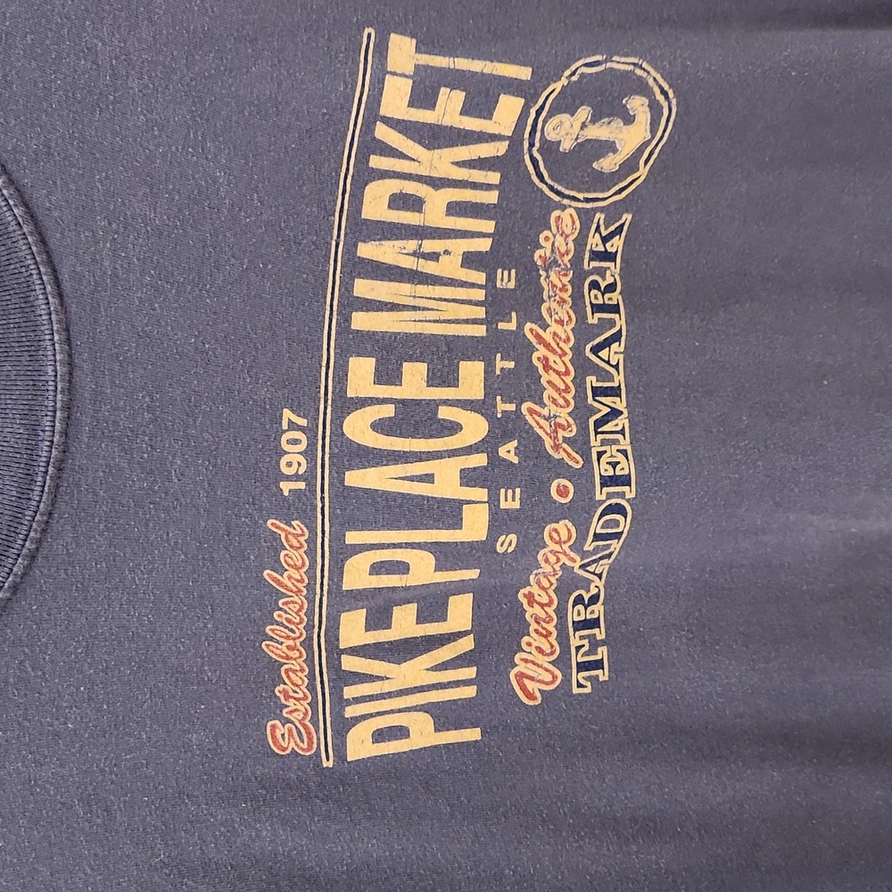 Souvenir tourist shirt Pike Place Market